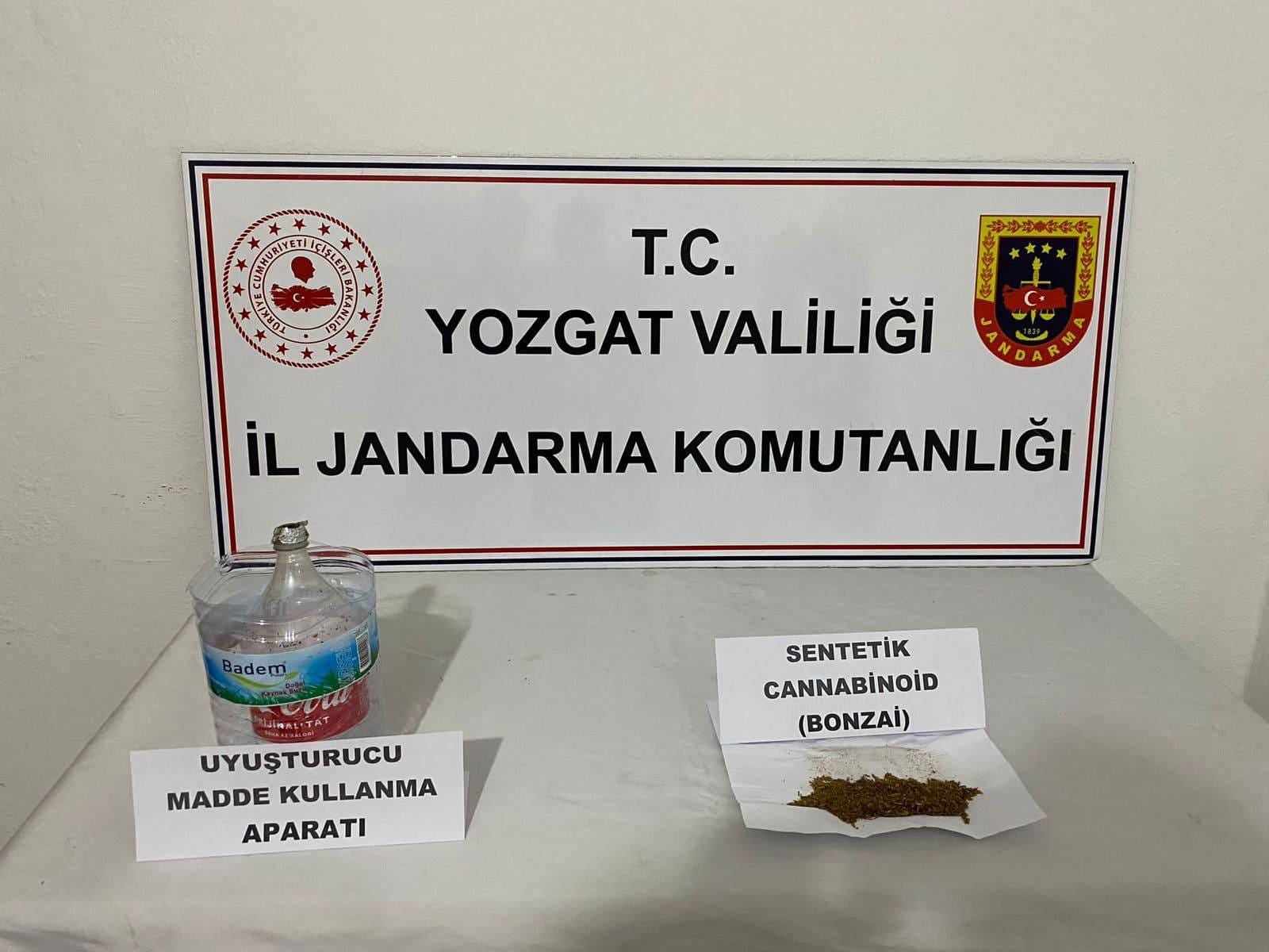Yozgat İl Jandarma Komutanlığı ekipleri tarafından uyuşturucu madde kullanan ve