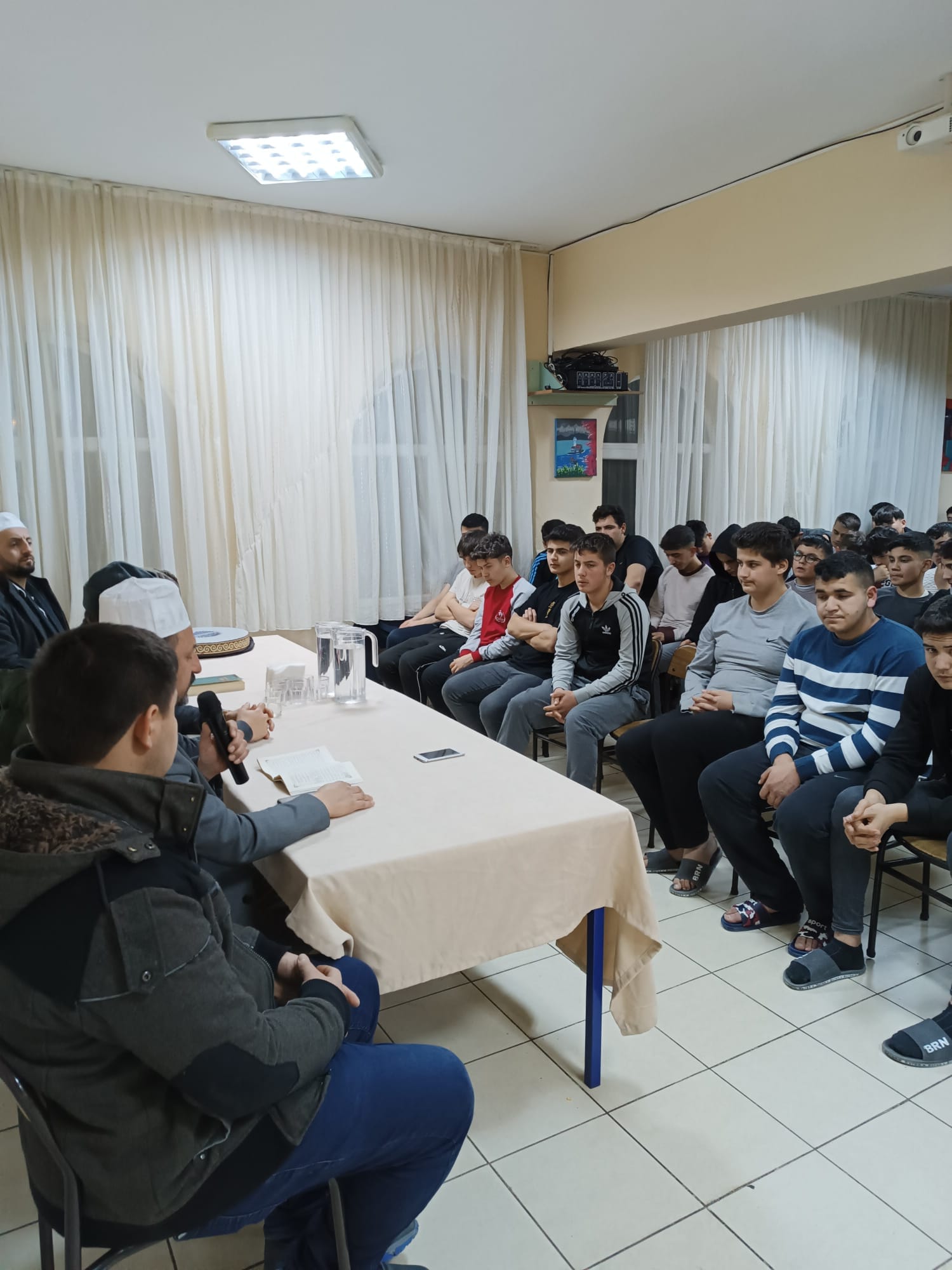 İl Müftülüğümü tarafından geleceğin mimarı olan gençlerin, milli ve manevi