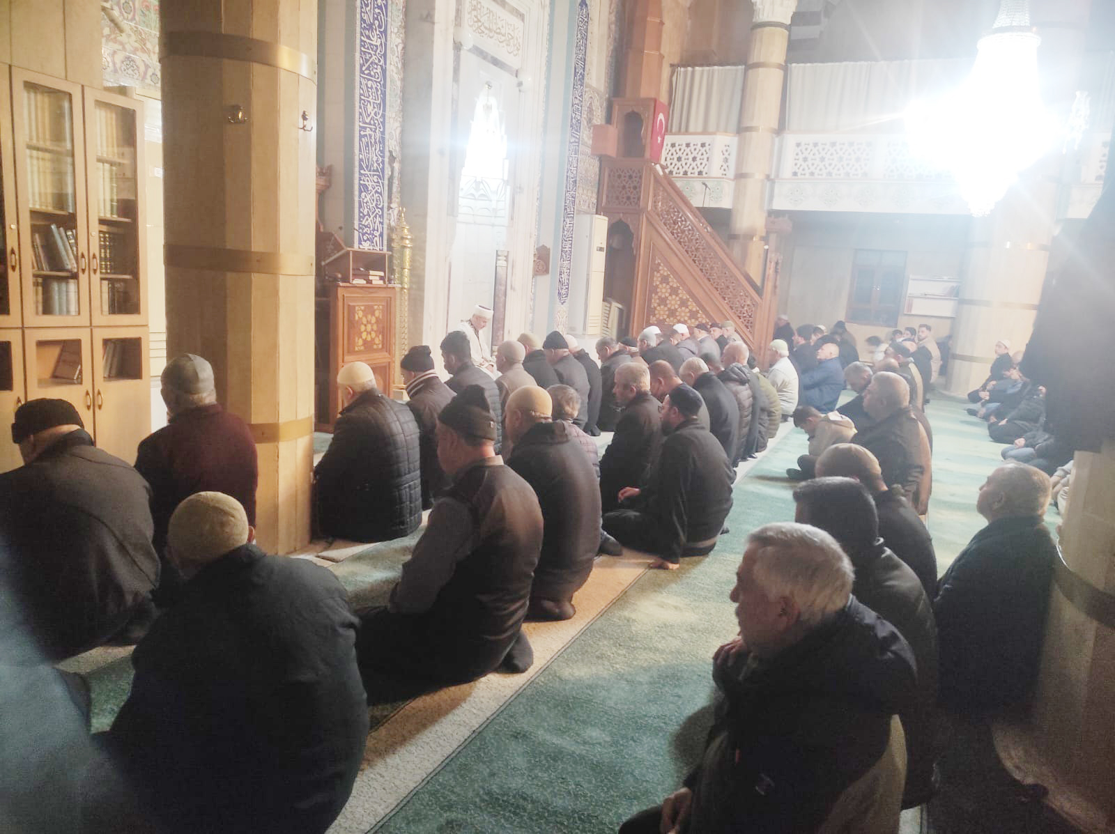 Yozgat’ın Sarıkaya İlçesinde İlçe Müftülüğünün organize ettiği sabah namazı buluşmaları