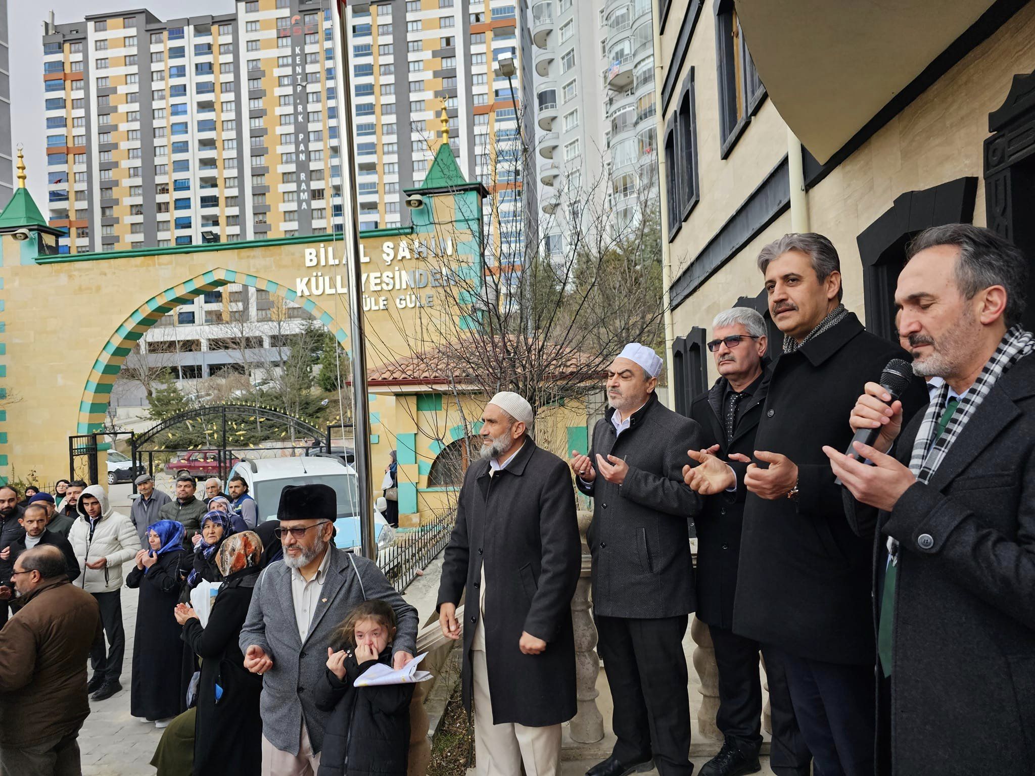   Umre ibadetlerini yerine getirmek üzere Yozgat’tan yola çıkacak umre