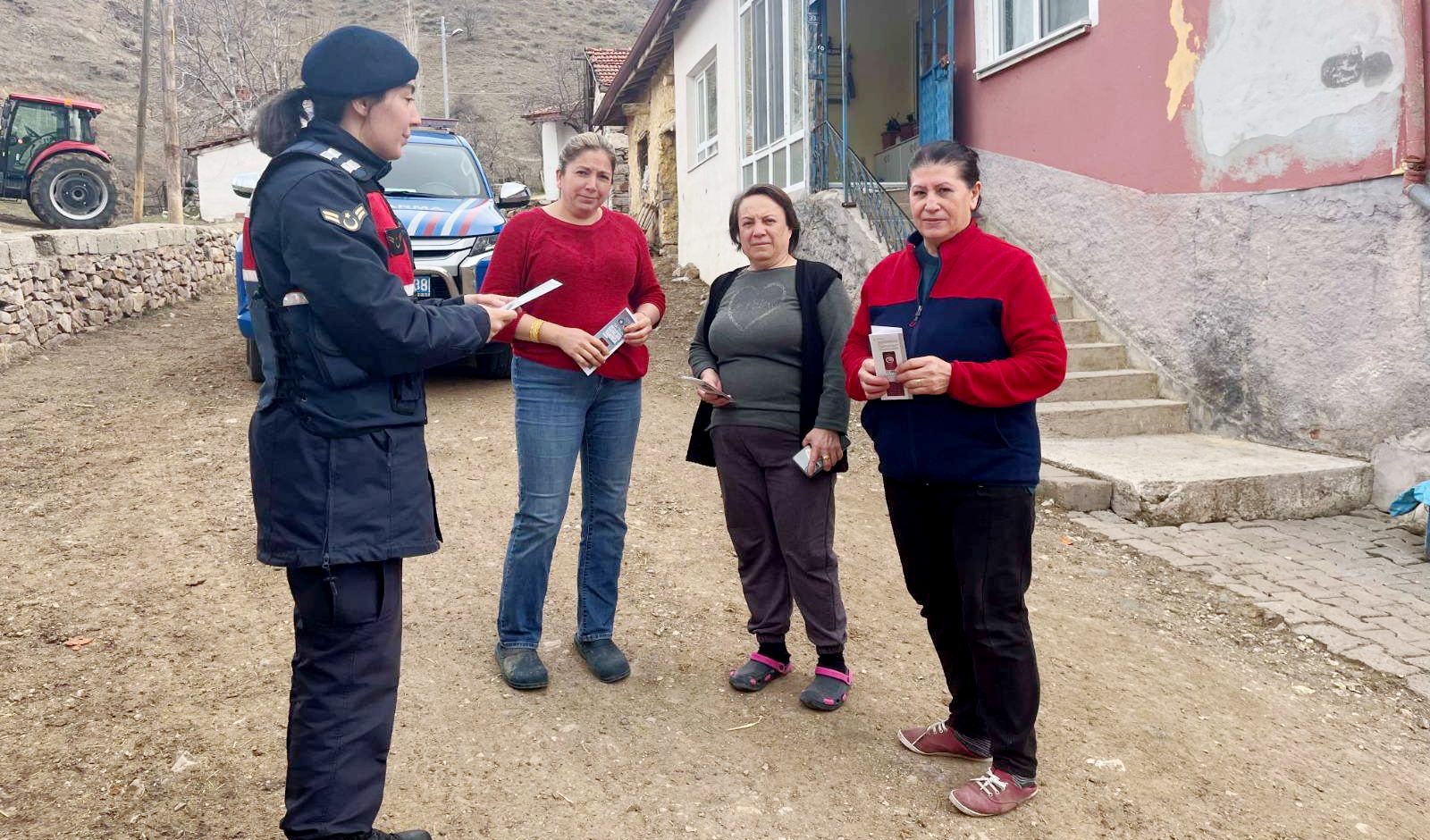 Yozgat İl Jandarma Komutanlığı’na bağlı ekipler, il merkezinde gerçekleştirilen etkinliklerde