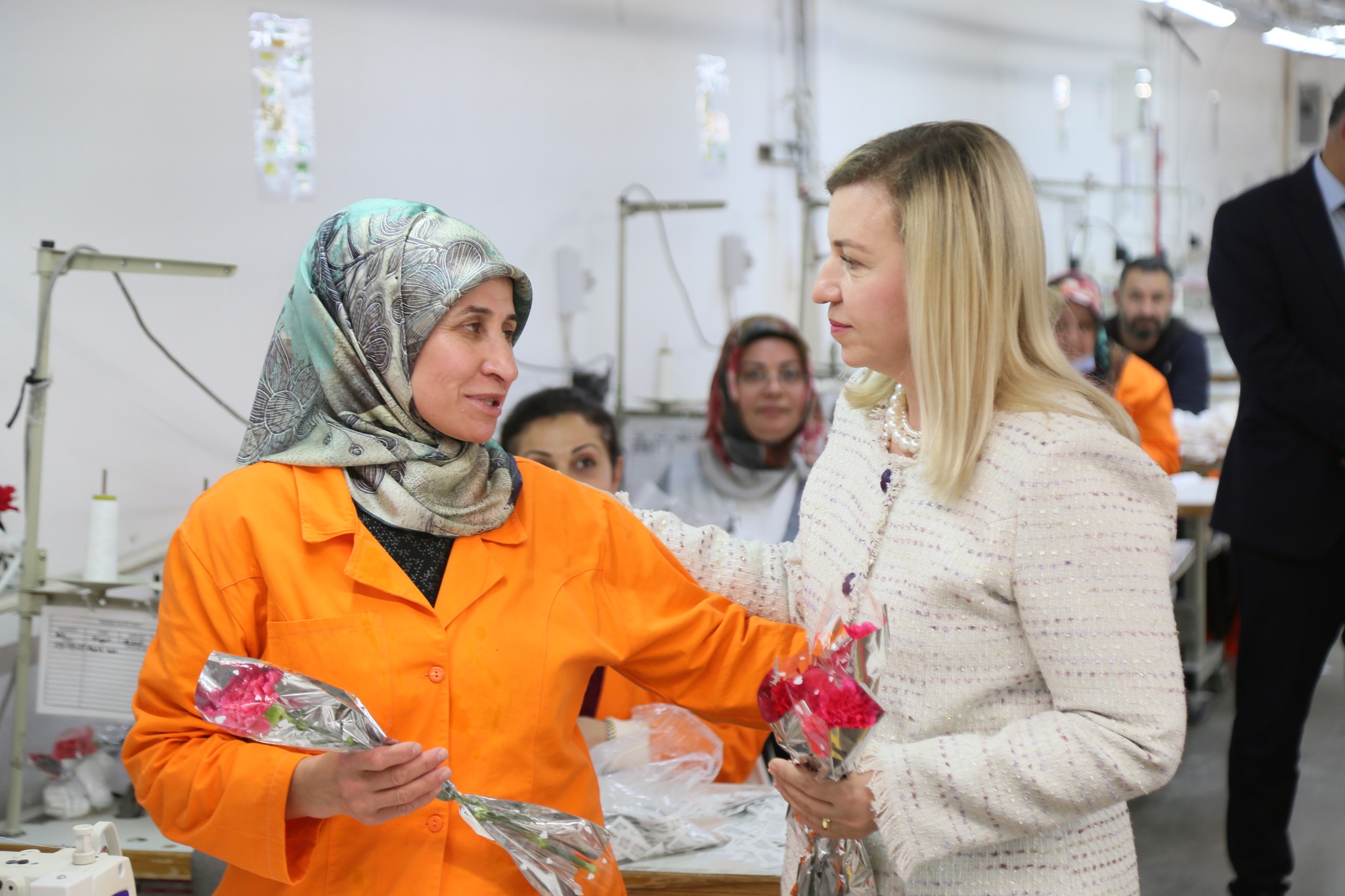 Yozgat Valisi Mehmet Ali Özkan'ın eşi Arzu Özkan, Organize Sanayi