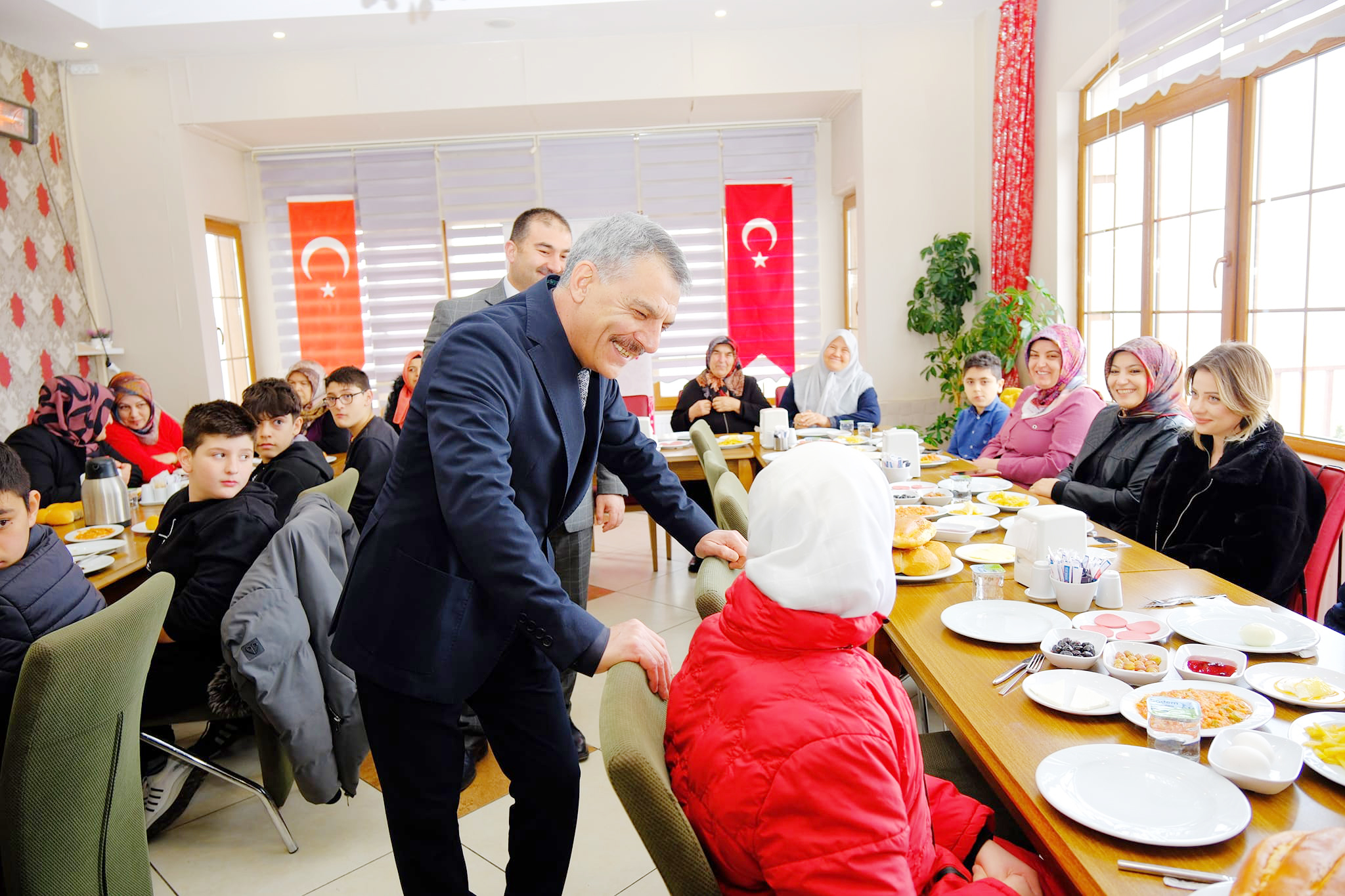 Yozgat Valisi Mehmet Ali Özkan, kadınların sadece özel ve belirli