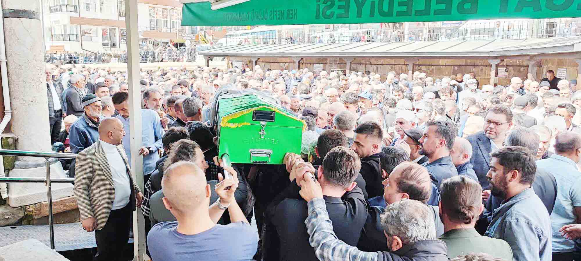 Yozgat’ın sevilen simalarından DEVA Partisi Yozgat İl Başkanlığı kurucularından Mustafa