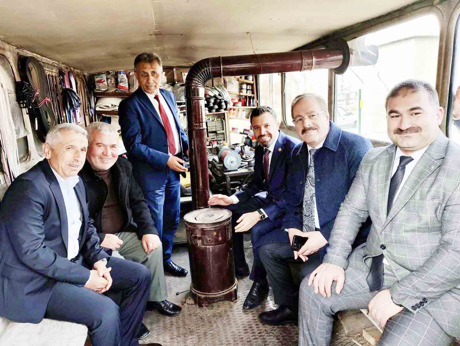 31 Mart yerel seçimleri, ilçelerde de büyük bir heyecana sahne