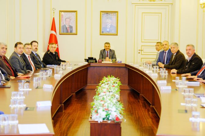 Vali Özkan Başkanlığında güvenlik ve asayiş toplantısı yapıldı