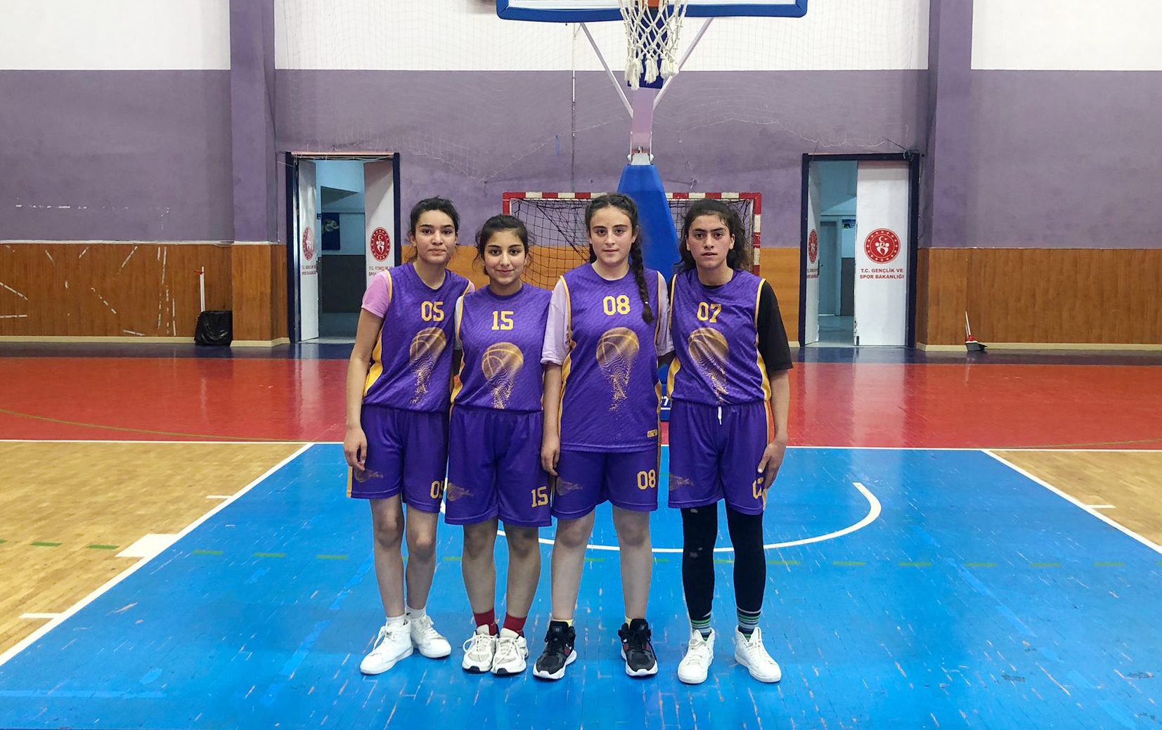 Osmanpaşa Ortaokulu basketbol takımından büyük başarı