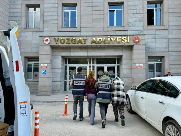 Yozgat’a gelen iki kadın hırsız emniyetten kaçamadı