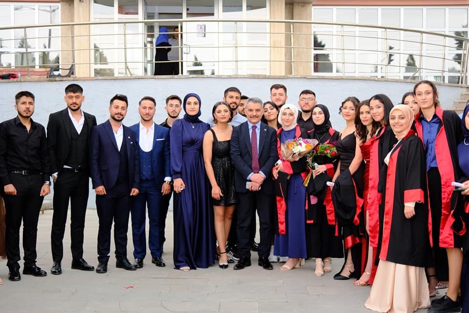 Yerköy ilçesinde gerçekleştirdiği bir dizi inceleme ve ziyaretler sırasında mezuniyet