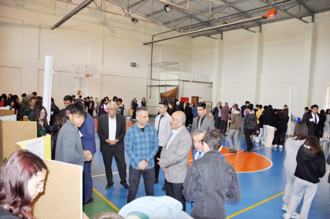 Başkan Arslan 4006 TÜBİTAK Bilim Fuarı açılışına katıldı