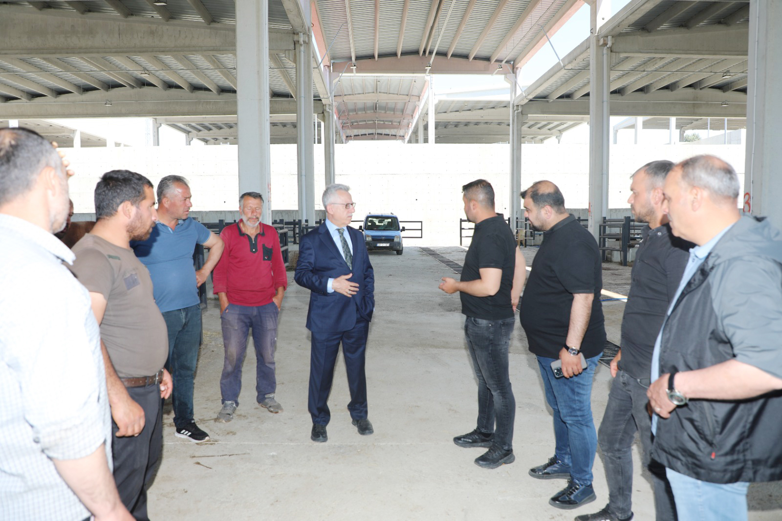 Yozgat Belediyesi Modern Kesimhane ve Hayvan Pazarı, üreticiler ile alıcıları