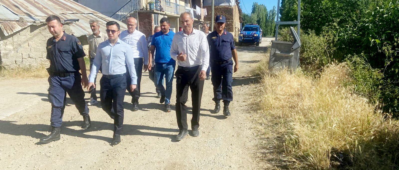 Akdağmadeni Kaymakamı Furkan Nezir, Aşağıçulhalı ve Ortaköy köylerini ziyaret ederek