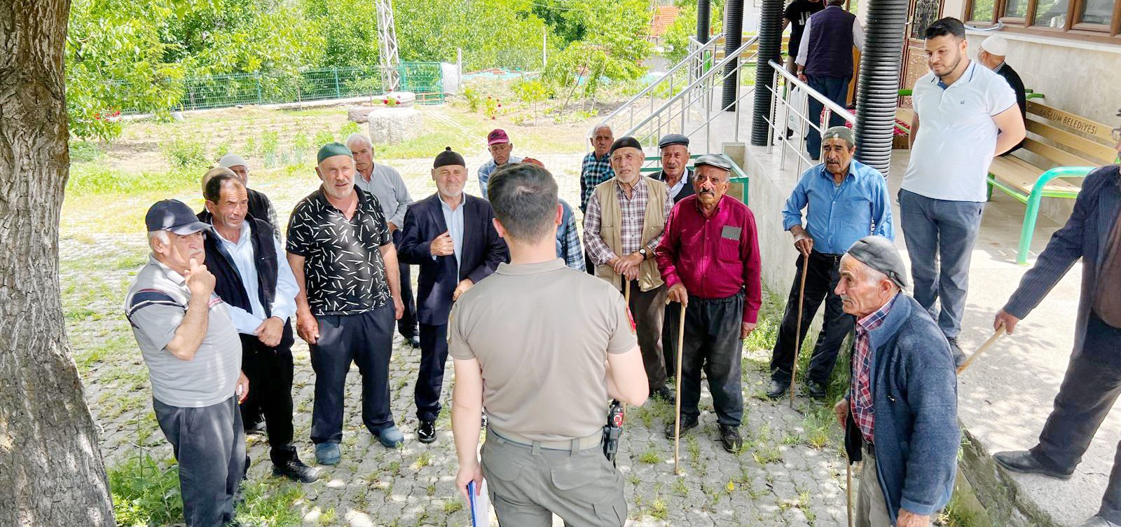 Yozgat Orman İşletme Müdürlüğü, köylerde ikamet edenlere, çobanlar ve arıcıları