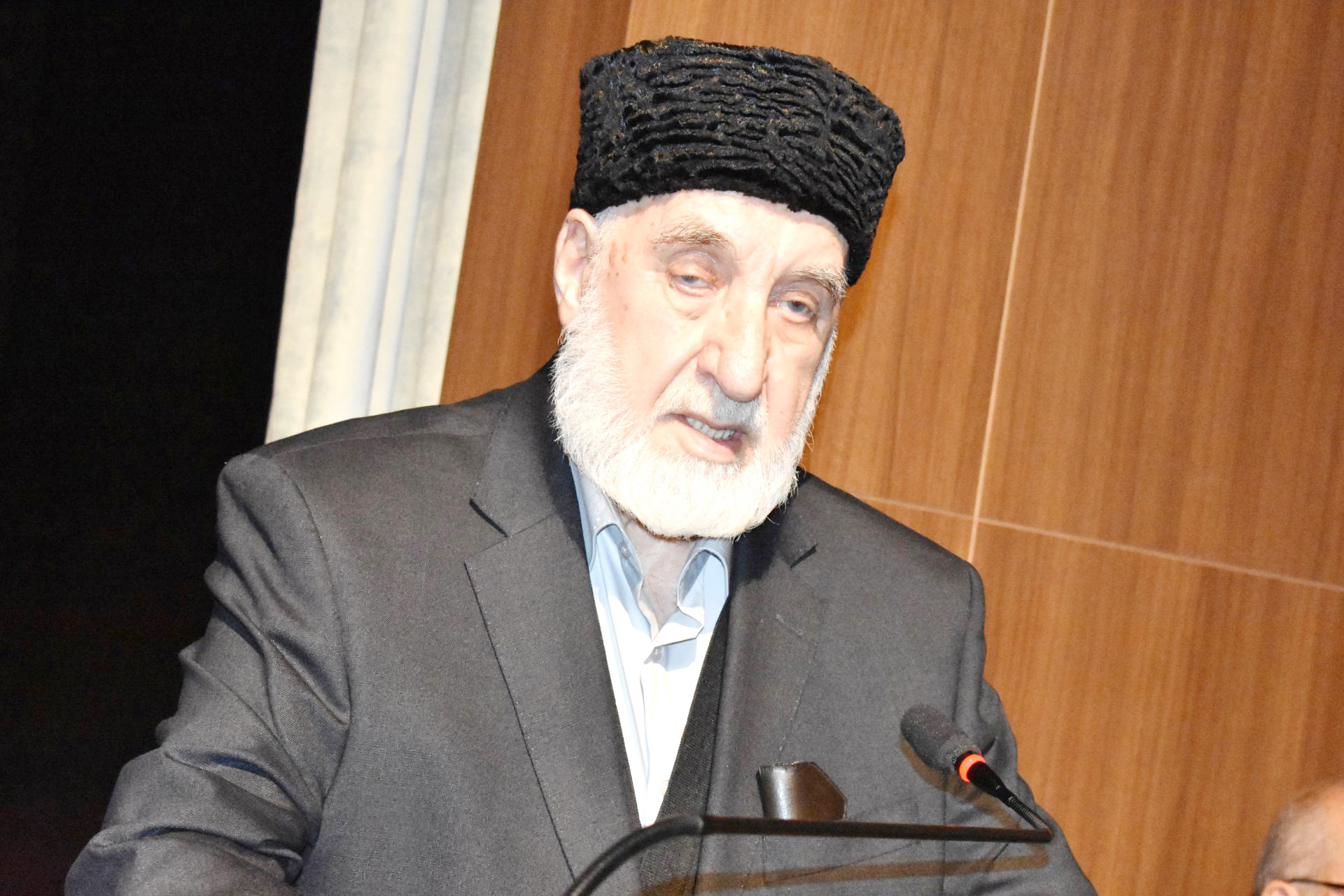 Yozgat'ın manevi lideri merhum Şeyhzade Ahmet Şevki Ergin hocaefendiyi anlatan