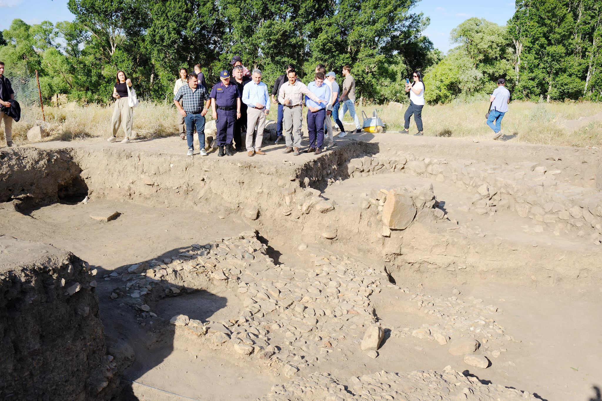 Yozgat Valisi Mehmet Ali Özkan, beraberindeki heyetle birlikte Sorgun ilçesine