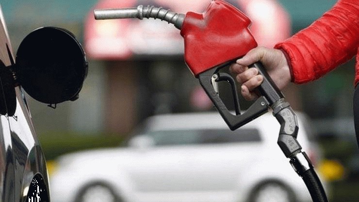 Küresel akaryakıt fiyatlarında devam eden dalgalanma motorin fiyatlarını etkiledi. Bu