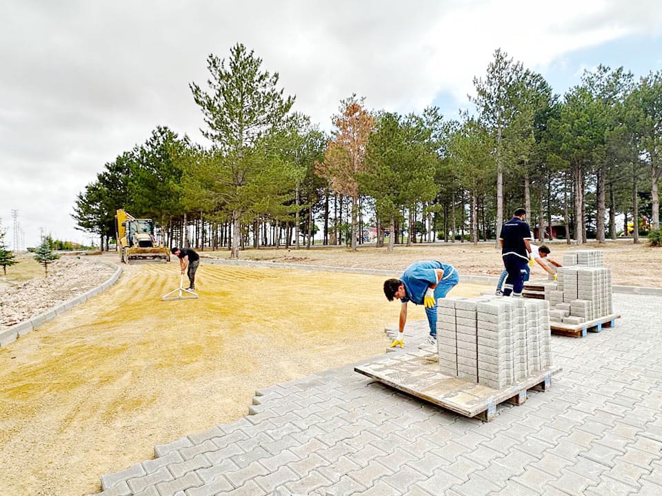 Boğazlıyan Belediye Başkanı Gökhan Coşar, ilçenin ulaşım altyapısını güçlendirmek ve
