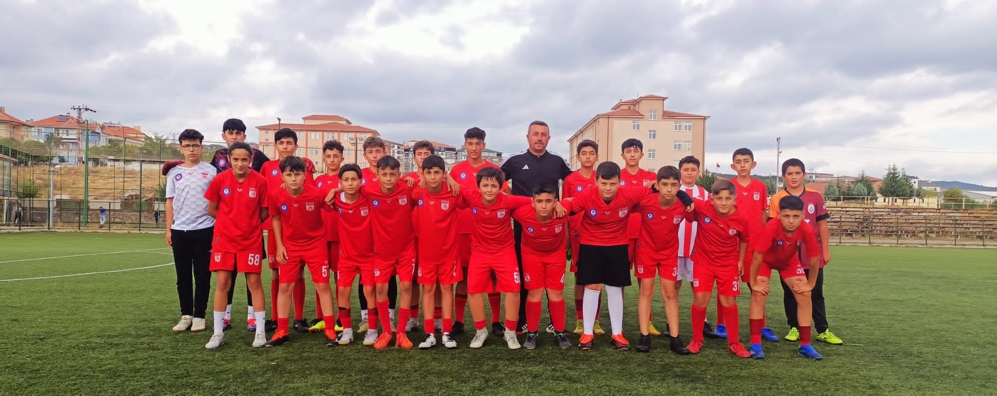 Akdağmadeni Gücü Spor U12 Takımı Sivas Spor Cup’a davet edildi