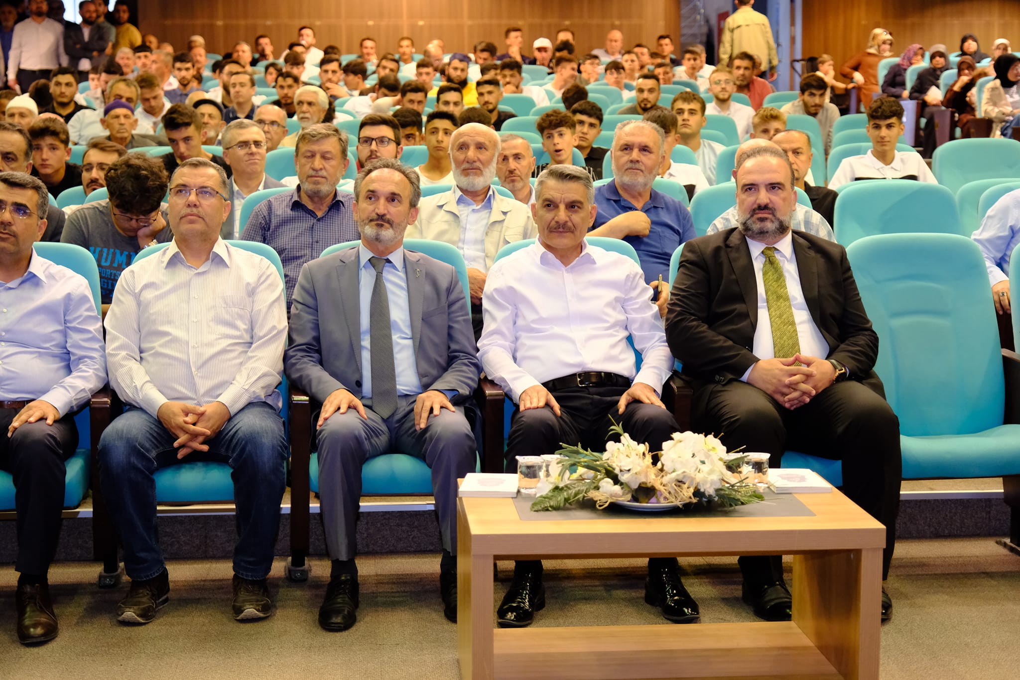 “Peygamberimiz ve Şahsiyet İnşası” Konferansı