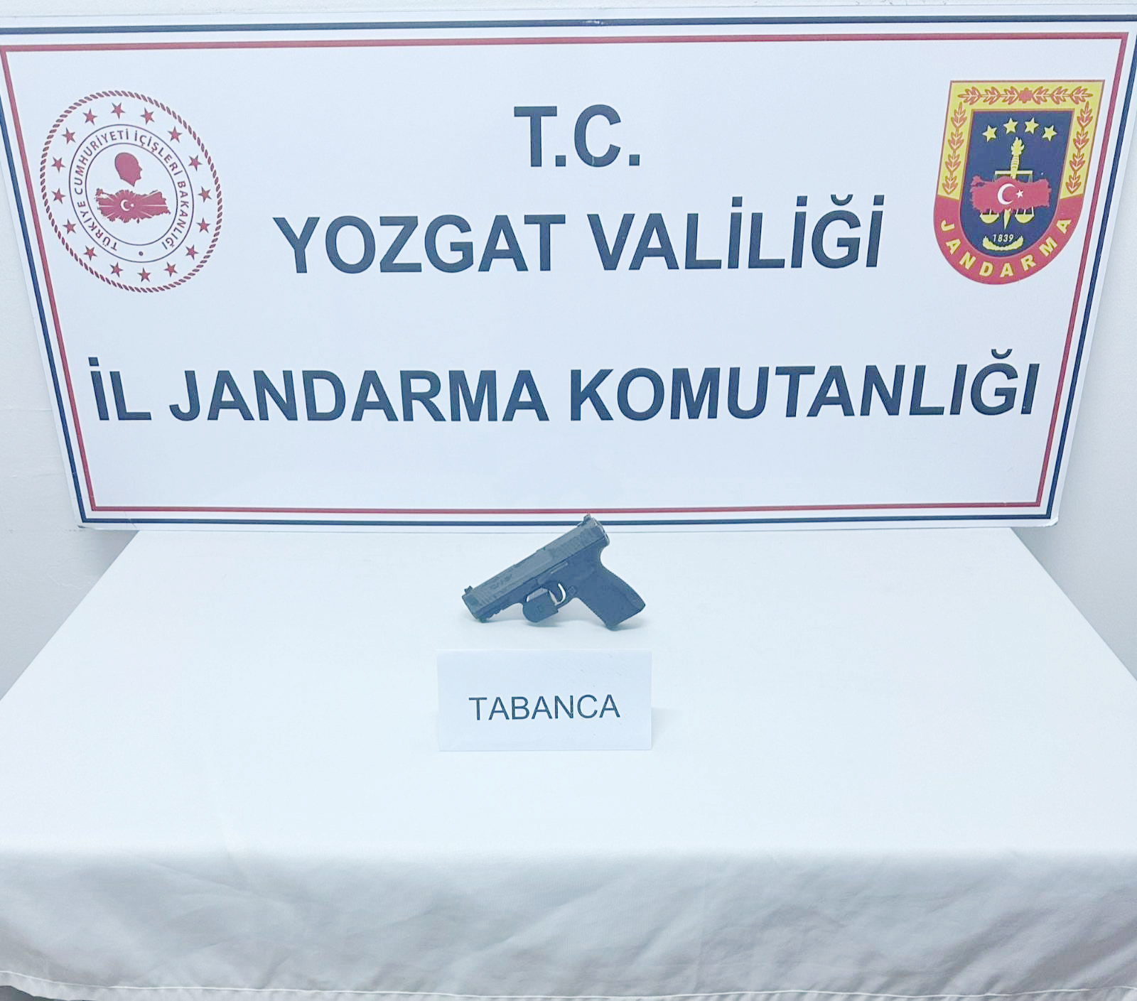 Düğünde Silahla Yakalanan Şahıs Gözaltında