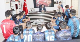 Arslan: Genç Sporcuları makamında ağırladı