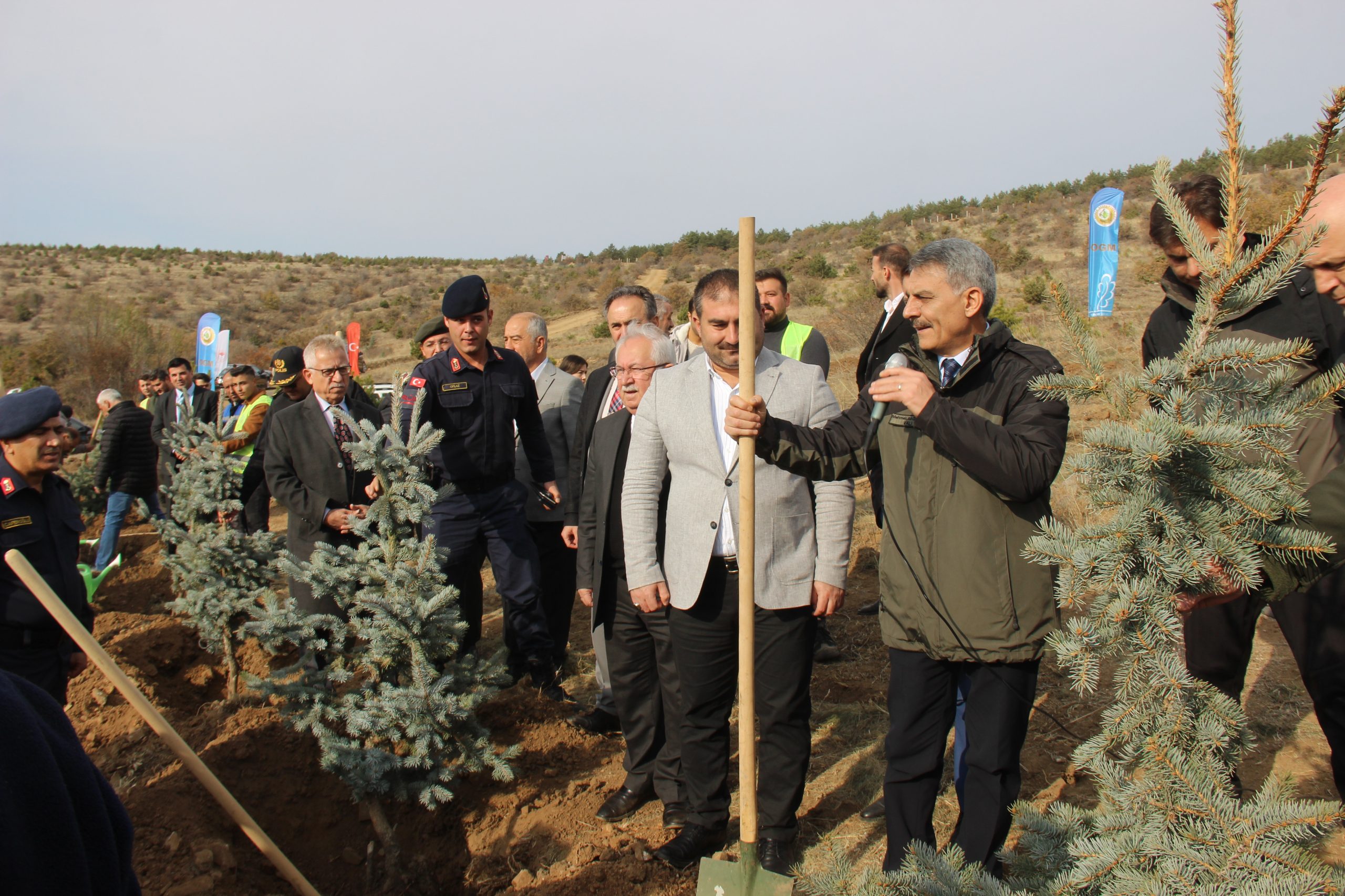 Yozgat’ta 14 noktada 17 Bin 850 fidan toprakla buluştu