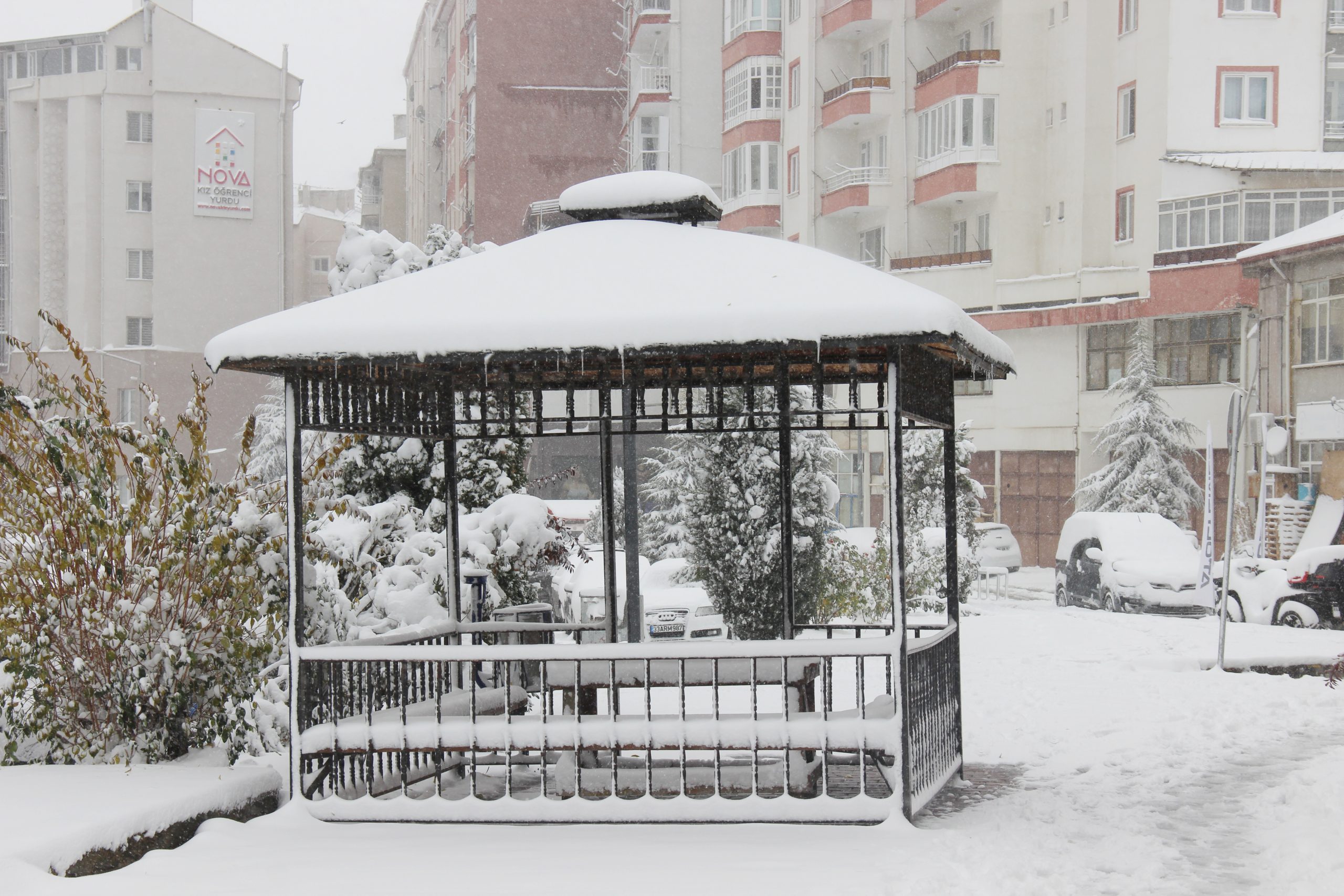 Yozgat’a mevsimin ilk karı yağdı