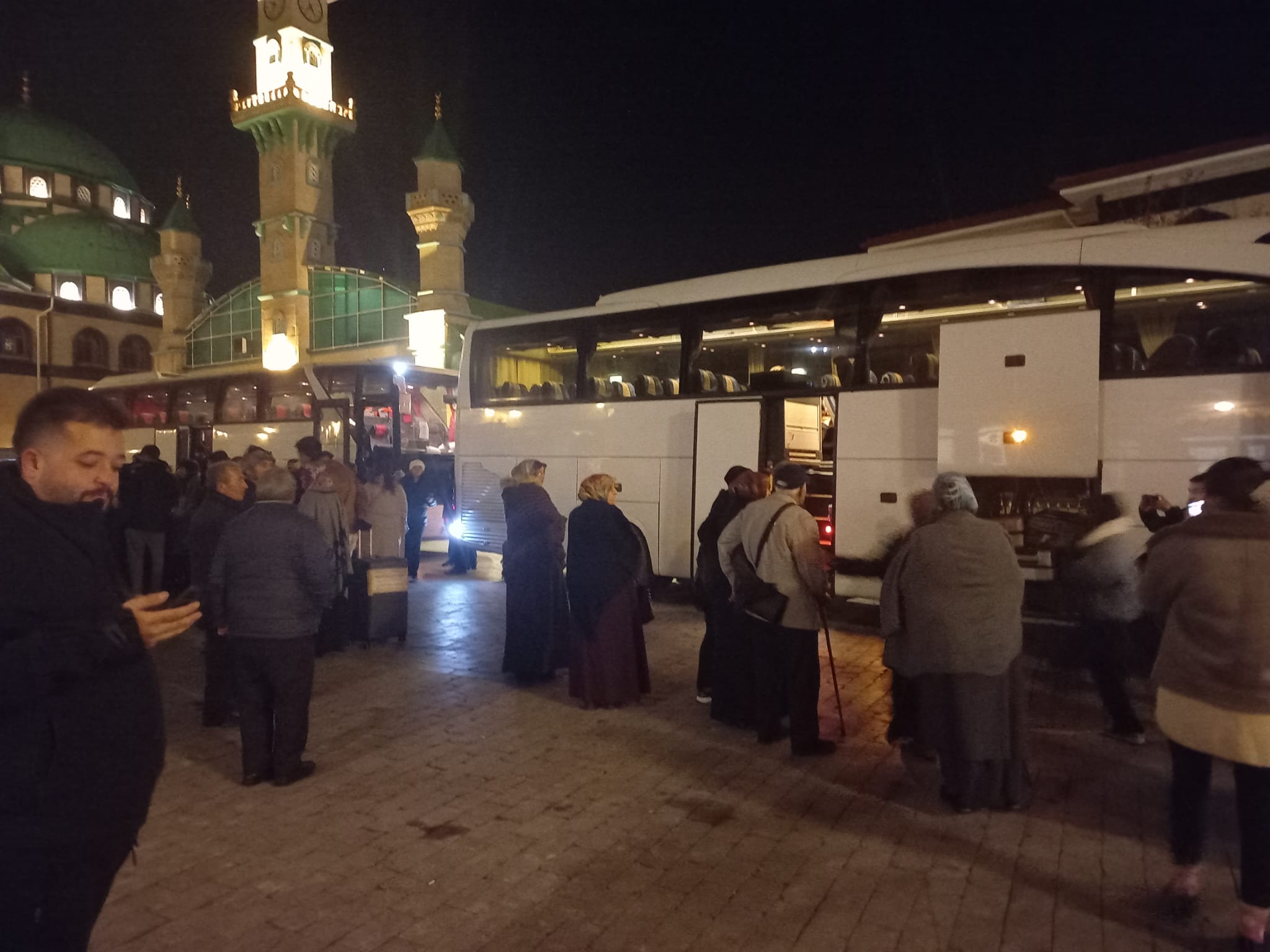 Yozgat’tan Umre vazifesini yerine getirecek kafile Bilal Şahin Külliyesi’nden dualarla