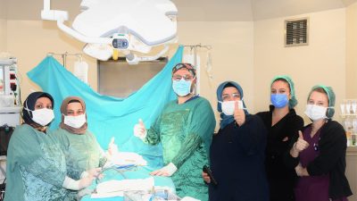 Yozgat Şehir Hastanesi'nde gerçekleştirilen başarılı bir ameliyatla, 13 adet boncuk