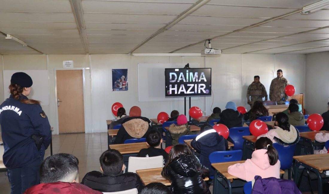 Yozgat İl Jandarma Komutanlığı, Çocuk Evleri Sitesi Müdürlüğü'nde kalan çocuklara