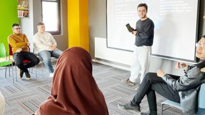 Sorgun’da faaliyet gösteren Sorgun Gençlik Derneği (SORGED), gençlerle birlikte geleceğin