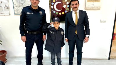 Yenifakılı Kaymakamı Akın Aydın, polis olma hayali kuran 2. sınıf