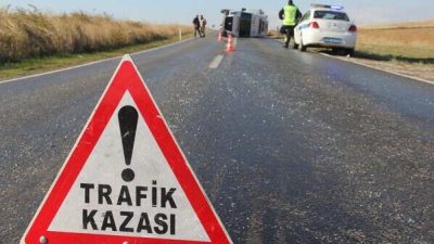 Yozgat’ın Akdağmadeni ilçesi Oluközü beldesi yakınlarında meydana gelen trafik kazasında