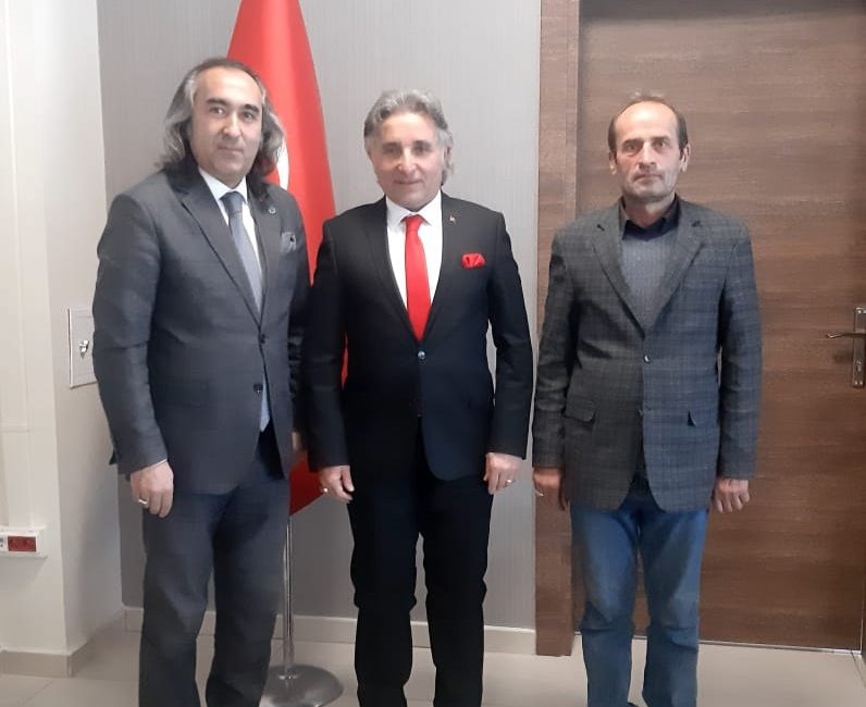 Gelecek Partisi Yozgat İl Başkanı Ömer Aydoğmuş beraberinde Akdağmadeni İlçe