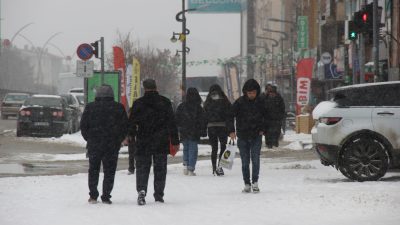 Meteoroloji Genel Müdürlüğü, Türkiye'nin çeşitli bölgelerinde beklenen hava koşullarıyla ilgili