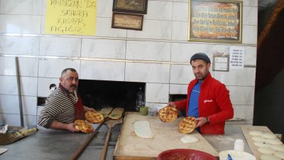 Ramazan ayının yaklaşmasıyla birlikte, Yozgat’taki pide fiyatları da belli oldu.