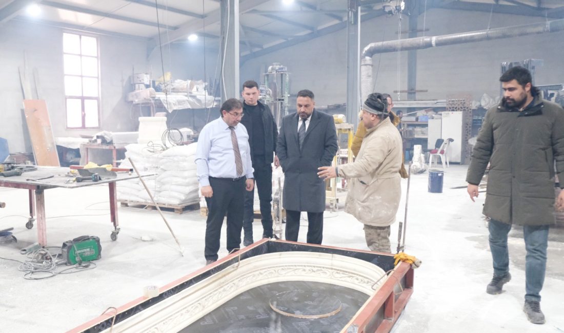 Sorgun Belediyesi bünyesinde faaliyet gösteren Heykel Atölyesi, şehrin estetik yapısını