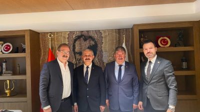 Yozgat Ticaret Borsası Yönetim Kurulu Başkanı Mehmet Erkekli ve Yozgat