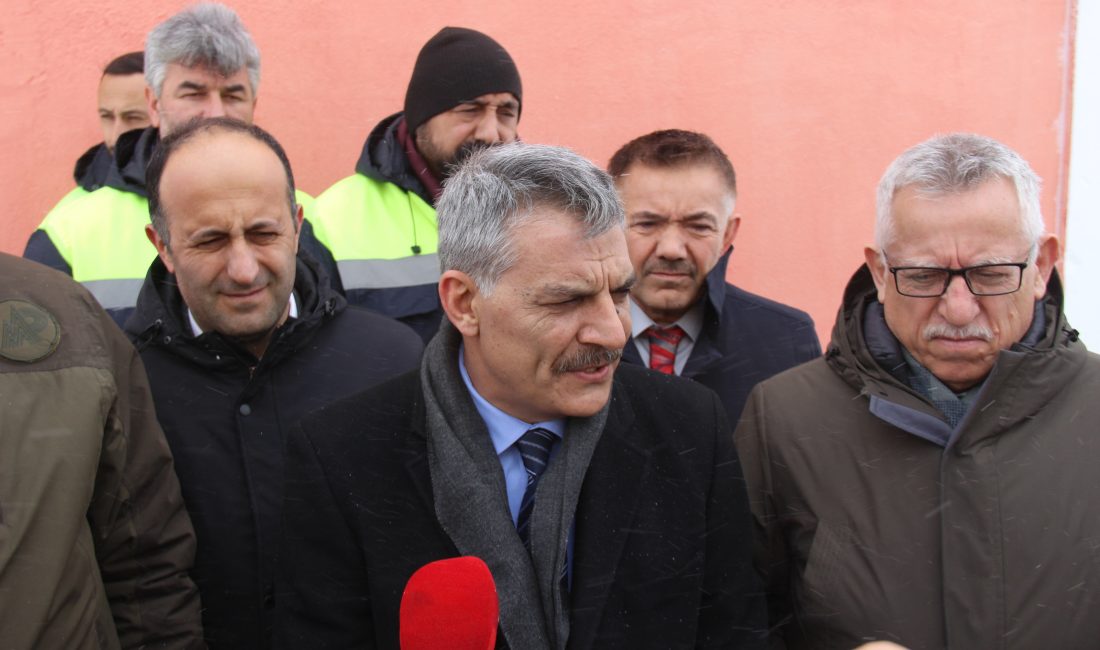 Yozgat’ta etkili olan kar yağışı ve tipi sonrası yol durumu