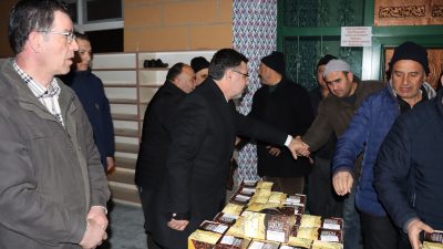 Yerköy Belediye Başkanı Av. Fatih Arslan, Berat Kandili dolayısıyla sabah