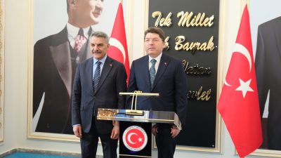 AK Parti Yozgat 8. Olağan İl Kongresi'ne katılmak üzere Yozgat'a