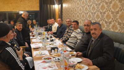 AK Parti Yozgat Merkez İlçe Başkanlığı tarafından düzenlenen iftar yemeğinde