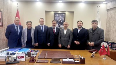 AK Parti Yozgat İl Başkanı Av. Hasan Kandemir, teşkilat mensuplarıyla