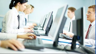 Ticaret Bakanı Ömer Bolat, merkez, taşra ve döner sermaye teşkilatlarında