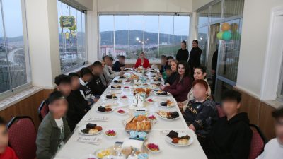 Yozgat Valisi Mehmet Ali Özkan’ın eşi Arzu Özkan, sürekli bir