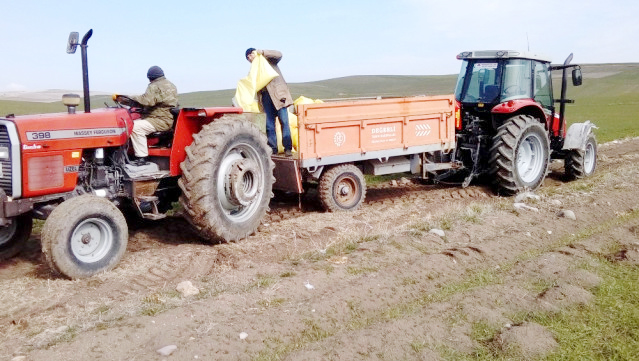 Türkiye’nin önemli tarım bölgelerinden biri olan Yozgat’ta çiftçiler, hububat ekim