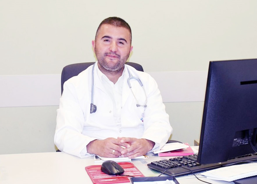 Yozgat Şehir Hastanesi Dahiliye Hekimi ve Başhekim Uz. Dr. Mustafa