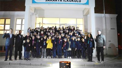 Yozgat Merkez Sakarya İlkokulu bünyesinde oluşturulan Yavrukurt İzci Kümesi, öğretmenler