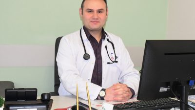 Yozgat Şehir Hastanesi Dahiliye Hekimi Uz. Dr. Ramazan Önalan, Dünya