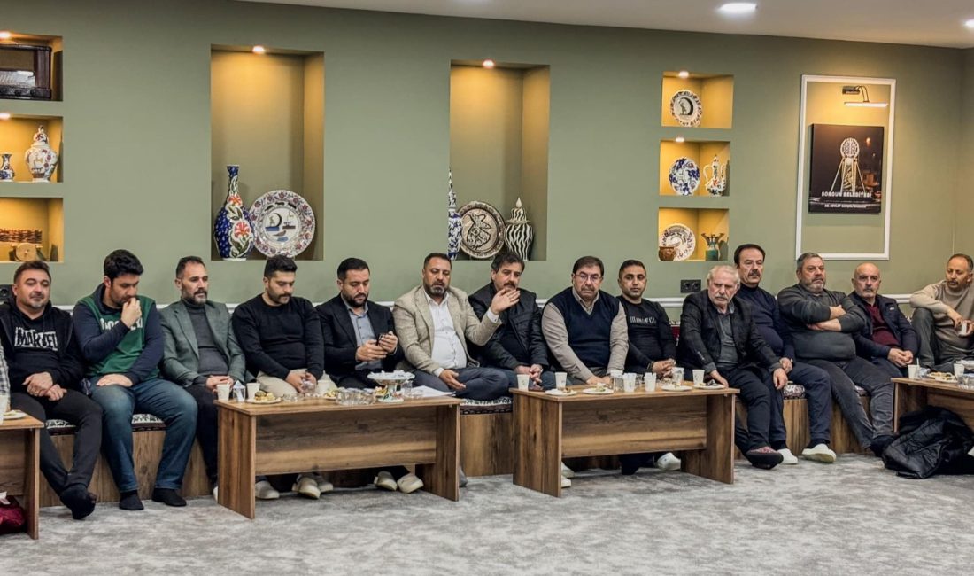 Sorgun Belediye Başkanı M. Erkut Ekinci, belediye meclis üyeleri ve